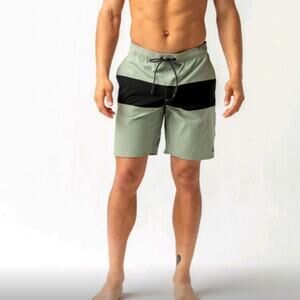 Salty Crew | Beacons Men' Volley Shorts Swim Trunks with Pockets 8" Inseam